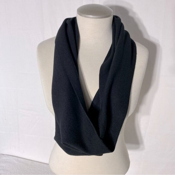 5/$25 Thin Black Infinity Scarf - Picture 13 of 13
